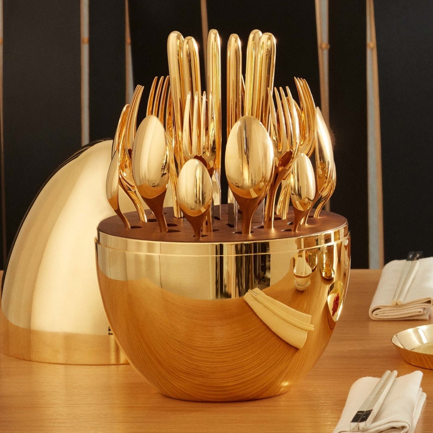 Premium Cutlery Set 24 Pcs with Oval Shaped Stand | Beautiful Stylish Oval Designed Cutlery Sets, Egg-Shaped Luxury Spoon Holder Set (Golden / 24 pcs set)