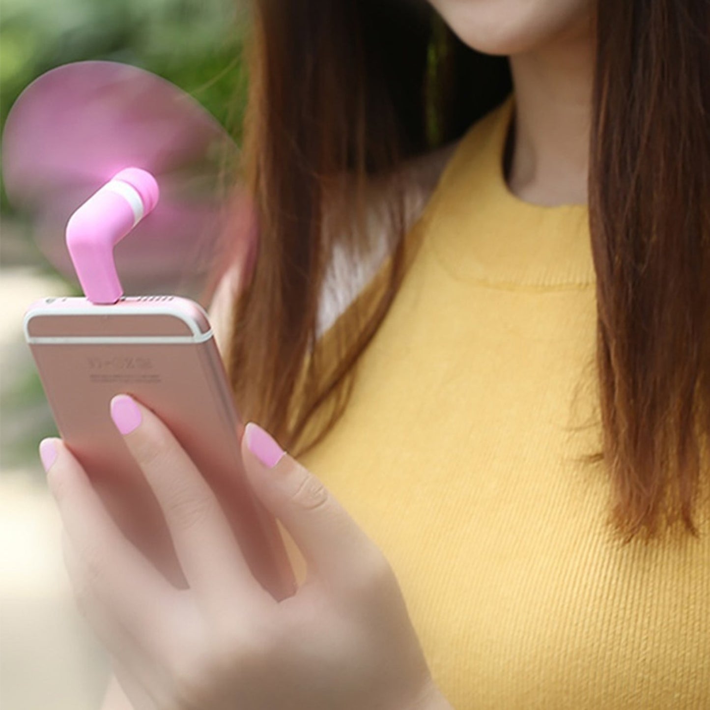 mini USB fan For Having cool air instantly, anywhere and anytime purposes (Micro Port / Mix Color)