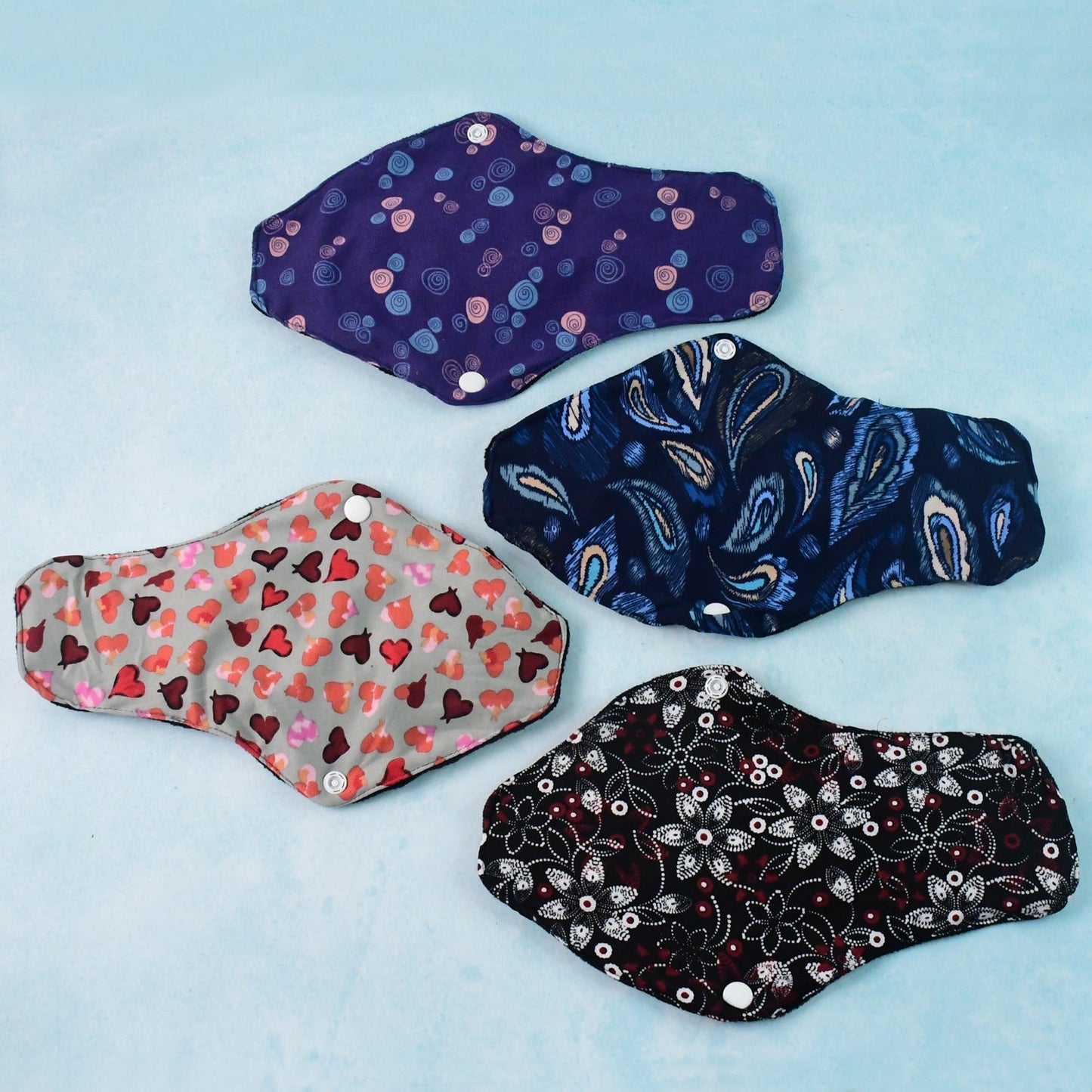 Reusable Cloth Sanitary Pads for Women (4 Pc / Set)