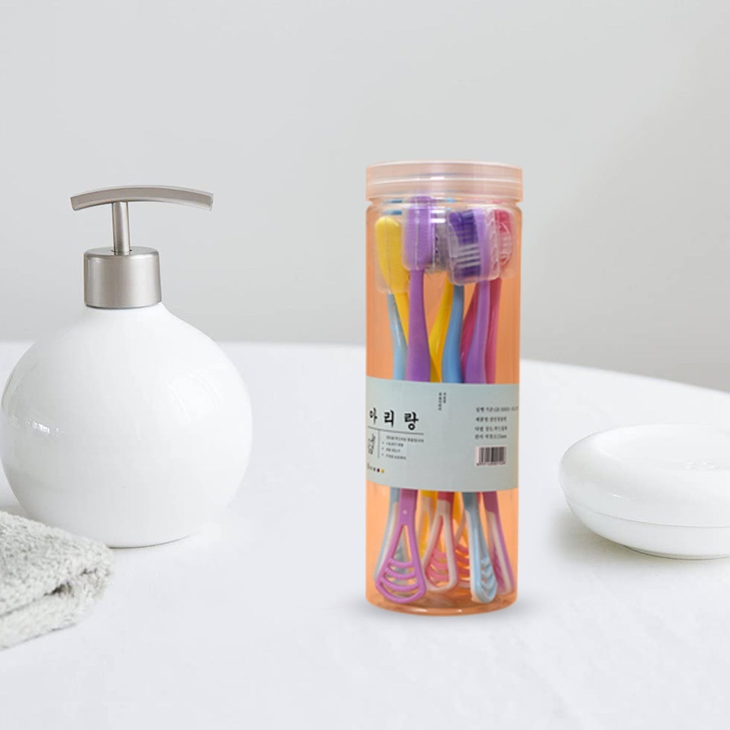8 Pc 2-in-1 Toothbrush Case for Family Use