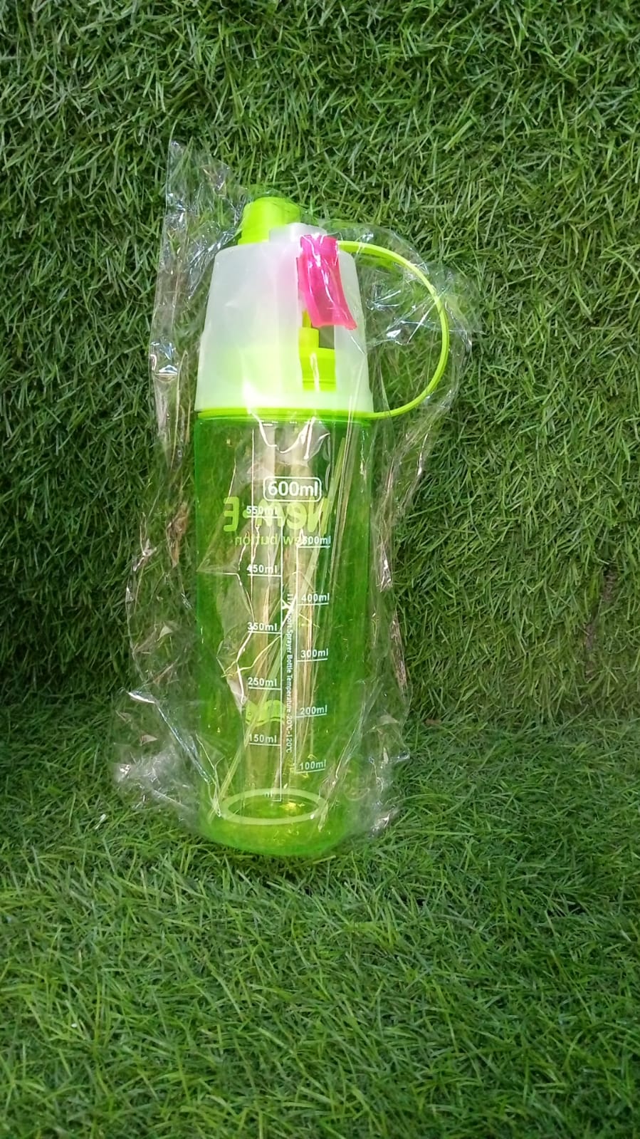 600ml BPA Free Sports Spray Water Bottle for Gym, Cycling & Hiking