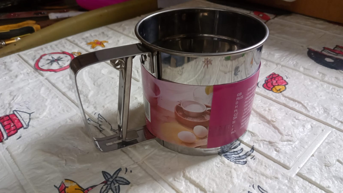 Stainless Steel Flour Sifter – Handheld Baking Sieve with Measuring Scale
