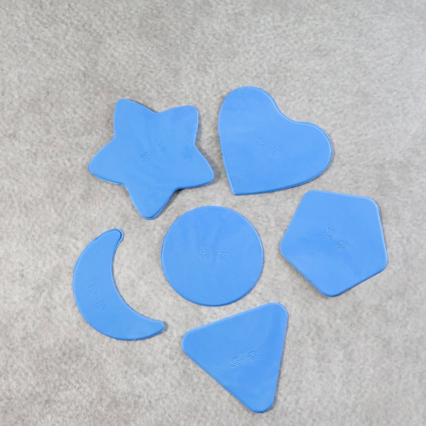 Haircut Design Stencil Set â€“ 6-in-1 Safe Hair Trimmer Molds