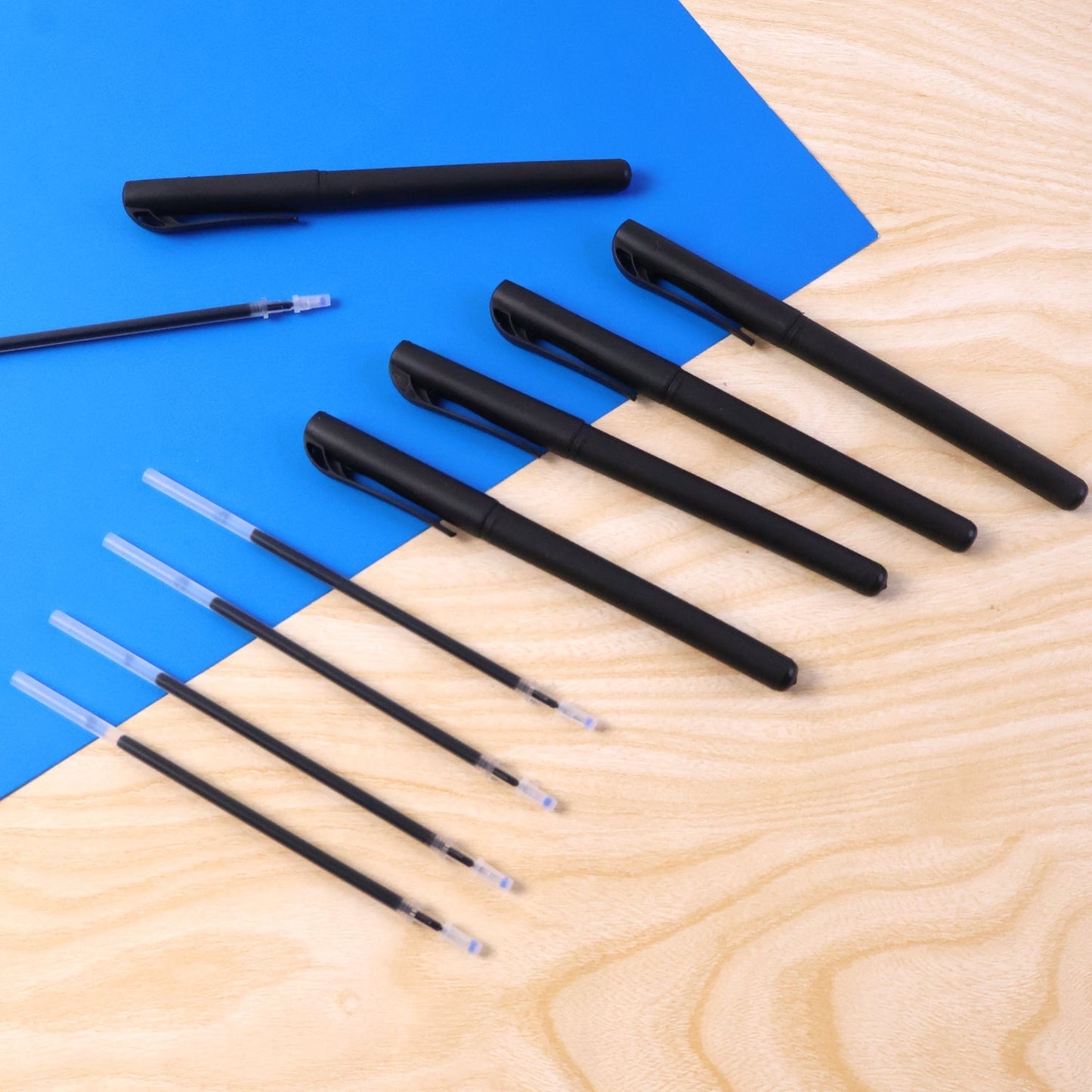 Refillable Black Marker Pen with Extra Ink Refills 20 pieces (1 Set)