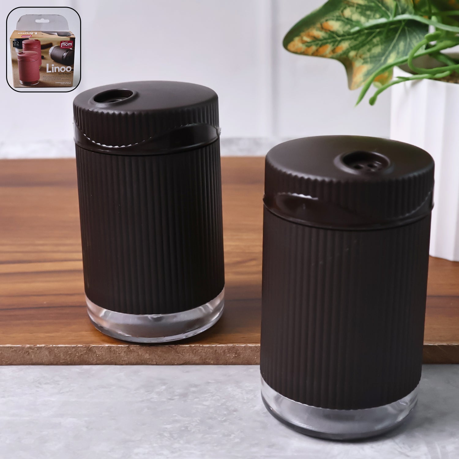 Supermom Linoo Salt & Pepper Dispenser Set (2 Pc)