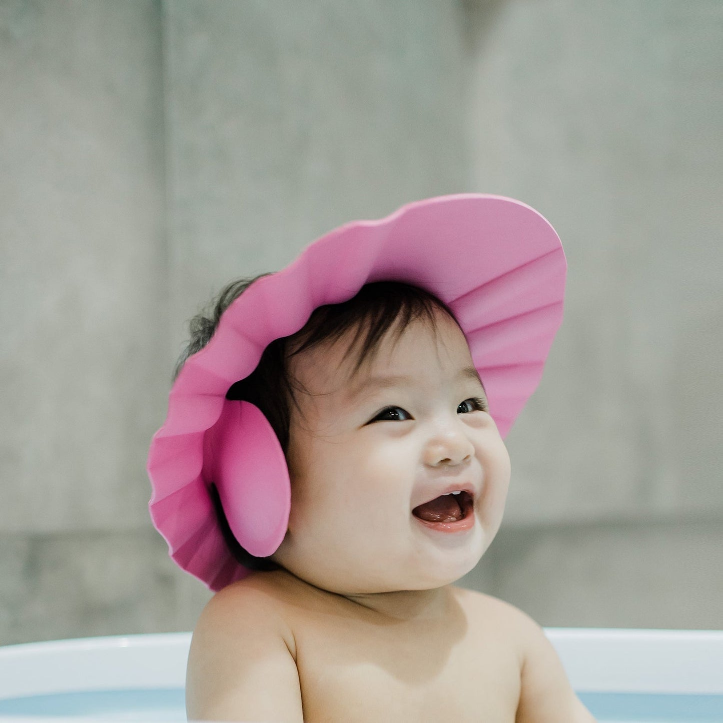 Adjustable Baby Shower Cap – Soft & Safe Bathing Hat for Eye and Ear Protection