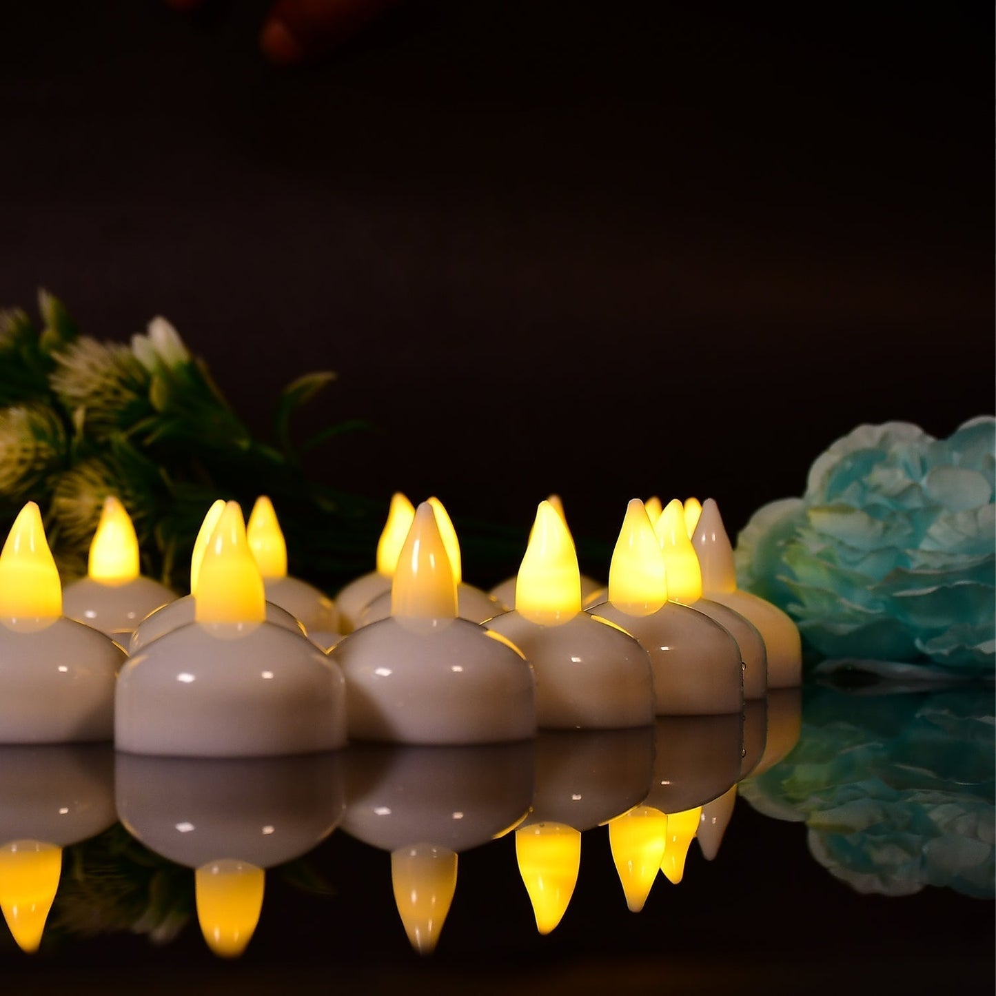 8-Piece Battery Operated Flameless Floating Candles in Transparent Box – Decorative Wedding Tea Lights