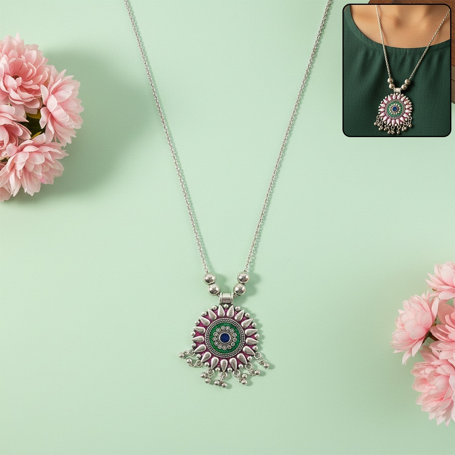 Antique Silver-Tone Oxidized Circular Enamel Pendant Necklace (1 Pc)