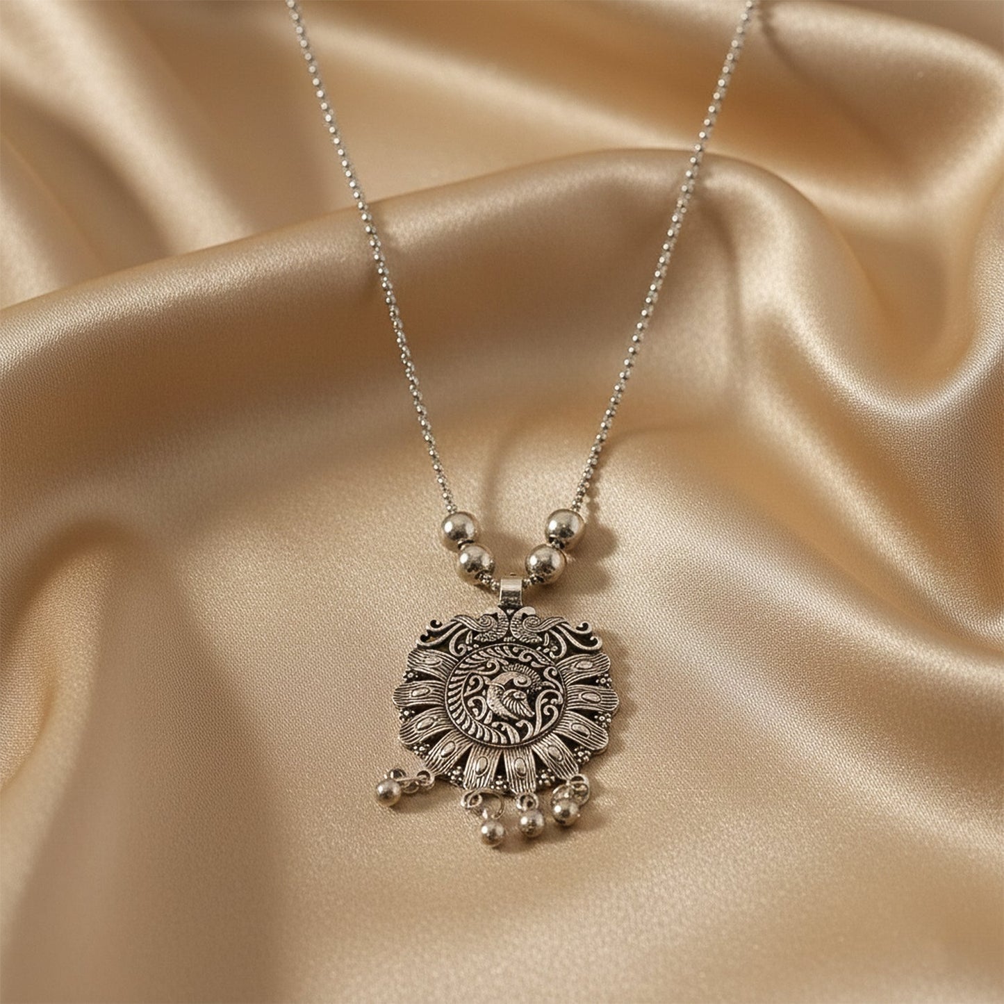 Antique Silver-Tone Oxidized Floral Medallion Pendant Necklace (1 Pc)